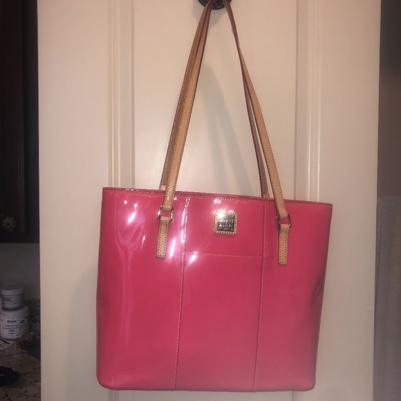 Dooney & Bourke Handbags - Dooney & Bourke Lexington Shopper Tote